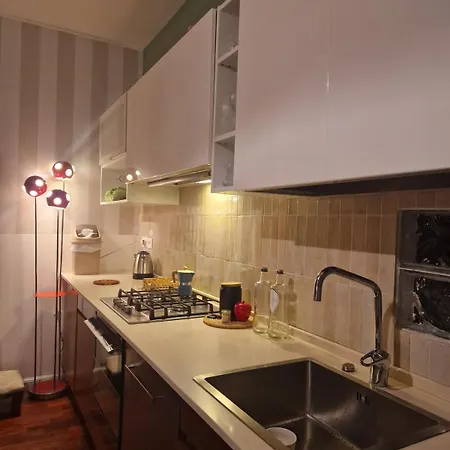 Zillo House, Attico In * 리미니
